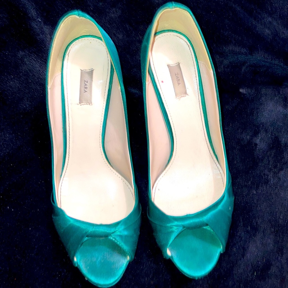 Zara Satin Peep Toe Pumps